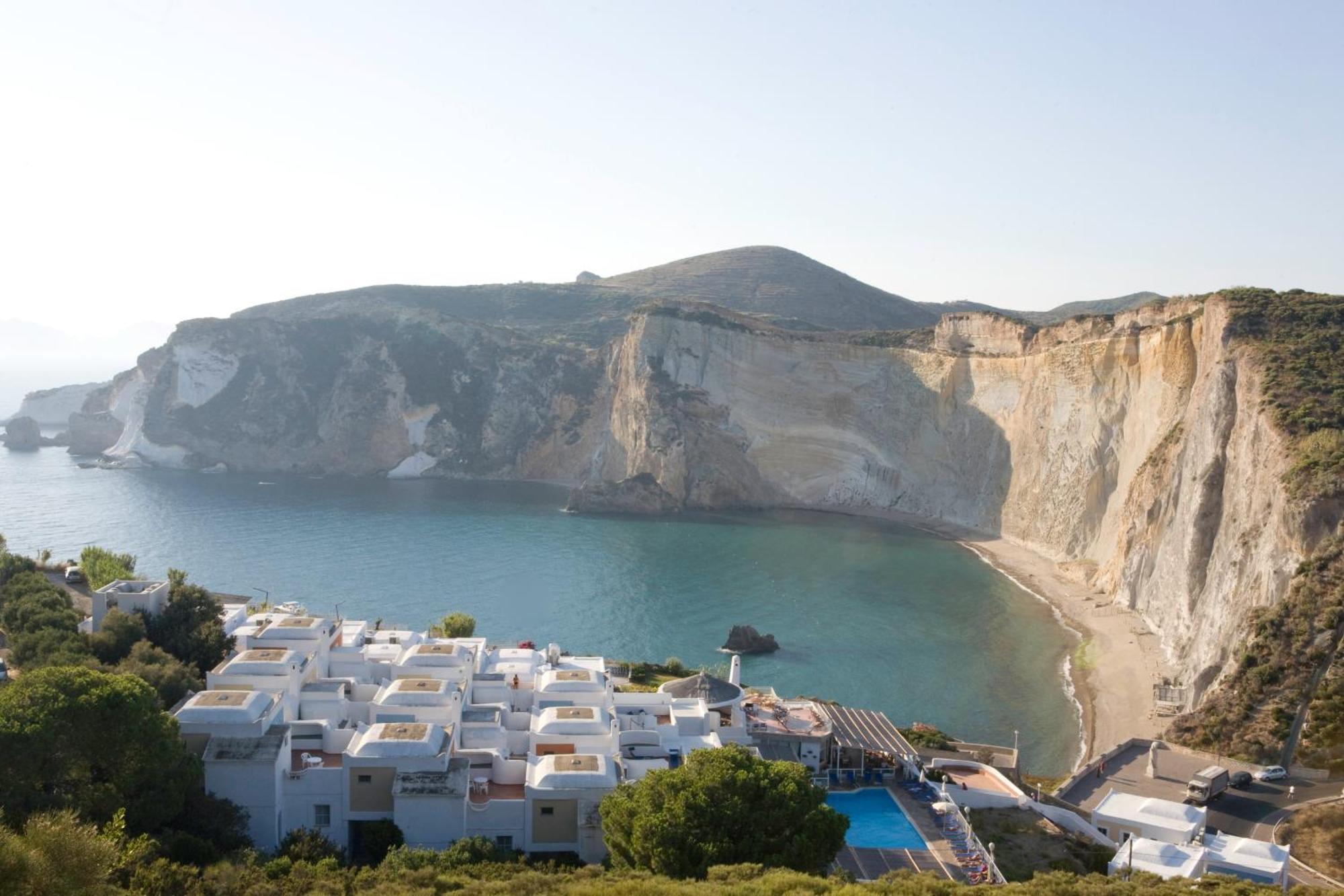 Chiaia Di Luna Ponza