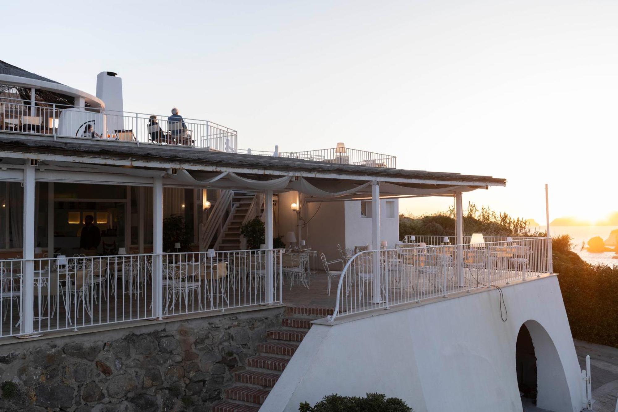 Chiaia Di Luna 4*