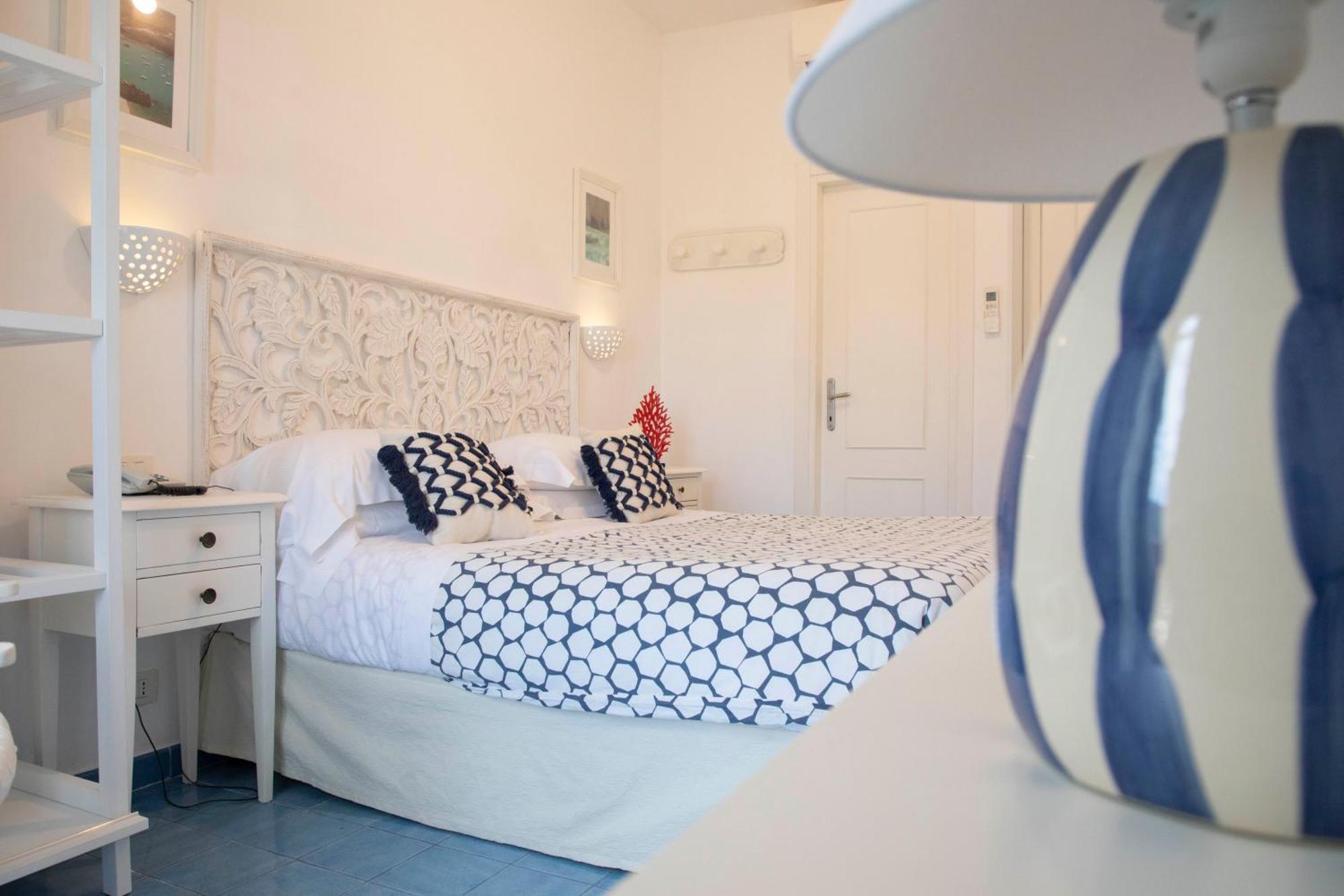Hotel Chiaia Di Luna Ponza